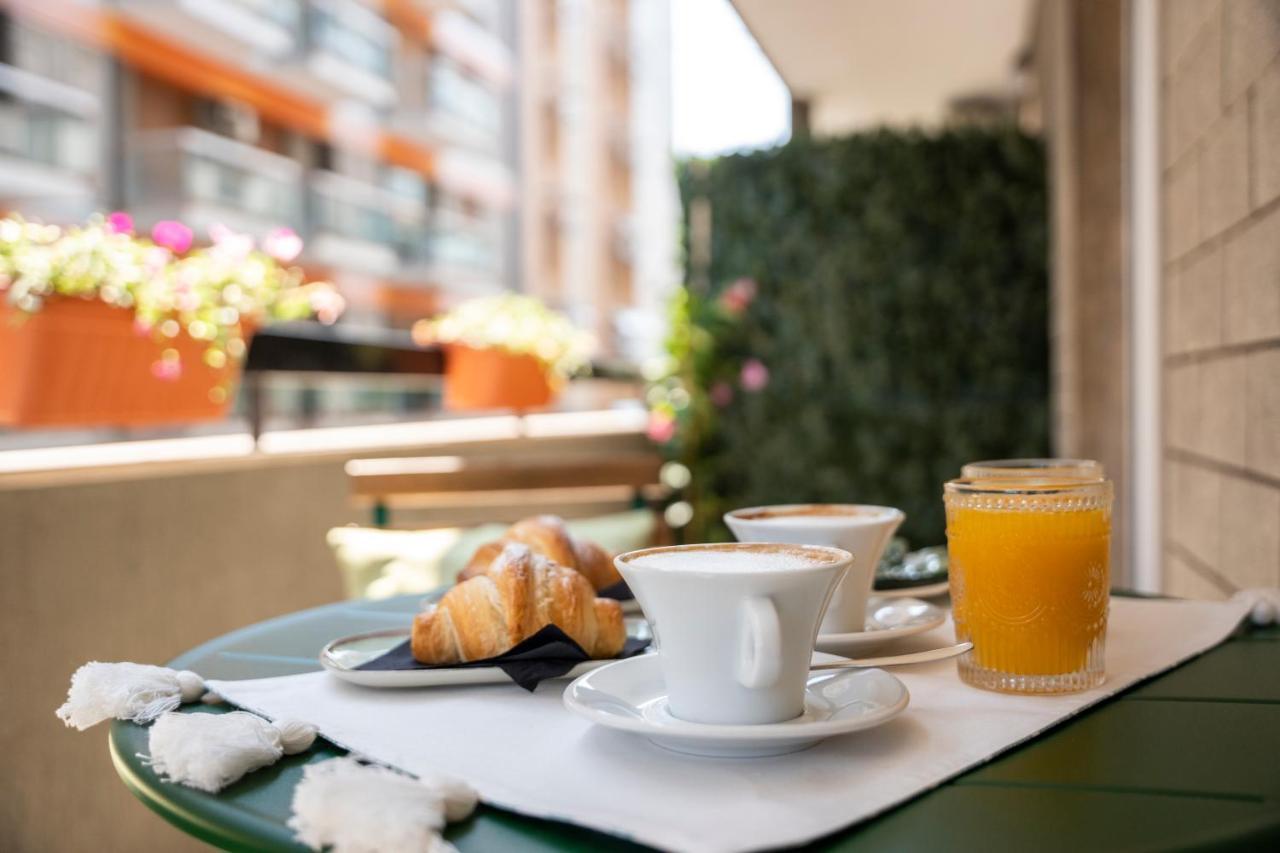 Puglia5Stars Stazione Centrale Urban Green Bari Exteriör bild